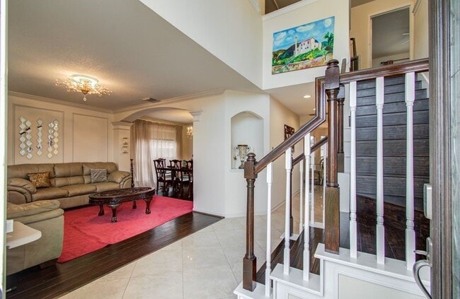 property at 3219 Leila Oaks Dr