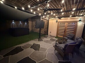 5912 Harvest Hill Rd in Dallas, TX - Building Photo - Building Photo