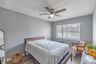Ashton Grove Apartments in Tallahassee, FL - Foto de edificio - Interior Photo