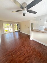 931 W 19th St in Costa Mesa, CA - Building Photo - Building Photo