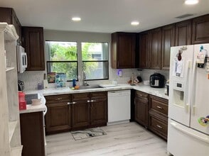 5320 SW 26th Ter in Fort Lauderdale, FL - Building Photo - Building Photo