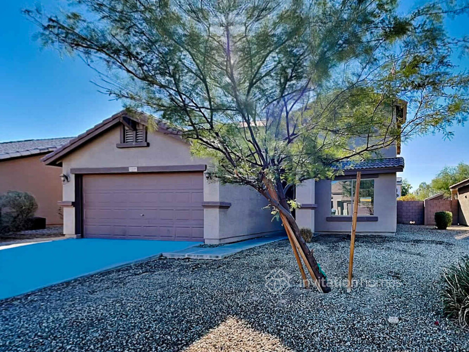 15539 W Meade Ln in Goodyear, AZ - Building Photo