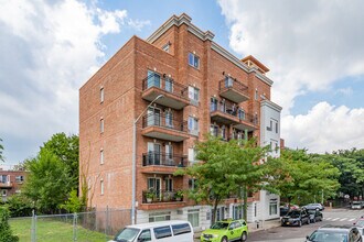 69-14 41st Ave in Woodside, NY - Building Photo - Building Photo