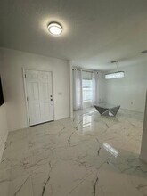 4989 Vellacito Way in Davenport, FL - Building Photo - Building Photo