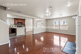 1720 Haven Dr in Bedford, TX - Building Photo - Building Photo