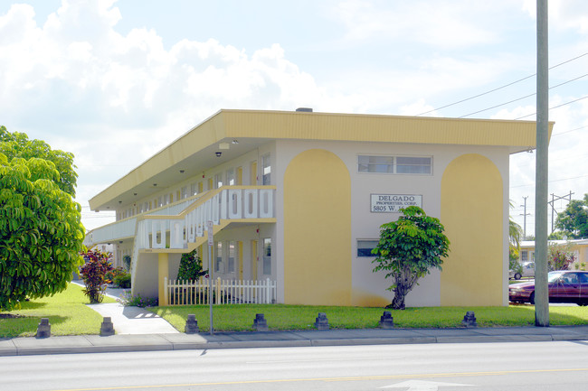 5805 W 16th Ave in Hialeah, FL - Building Photo - Building Photo