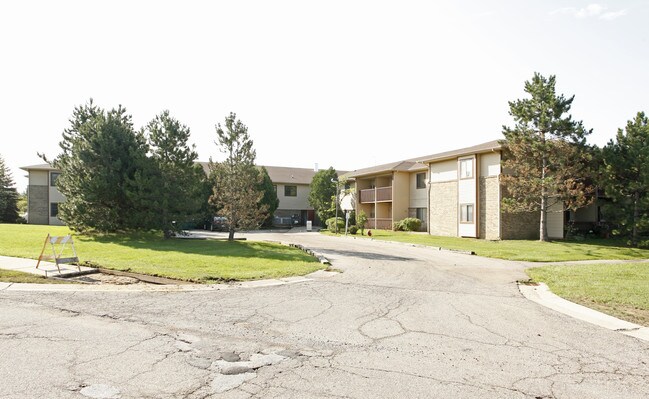 Grand Meadows II in Grand Blanc, MI - Building Photo - Building Photo