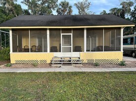 2133 Doane St in Jacksonville, FL - Building Photo