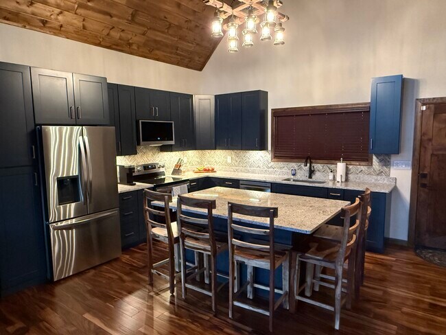 128 Aerie Dr in Cody, WY - Building Photo - Building Photo