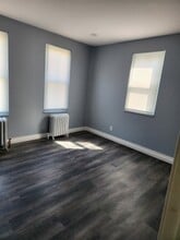 117 N 52nd St in Philadelphia, PA - Building Photo - Building Photo