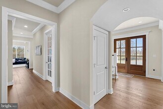 38149 John Wolford Rd in Hillsboro, VA - Building Photo - Building Photo