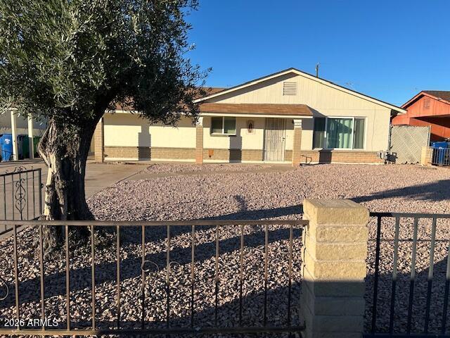 1536 W Pueblo Ave in Mesa, AZ - Building Photo - Building Photo