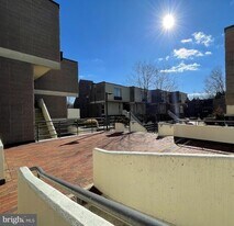 2214 Deerfern Crescent in Baltimore, MD - Building Photo