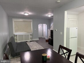 4018 Chippendale Ave in Philadelphia, PA - Building Photo - Building Photo
