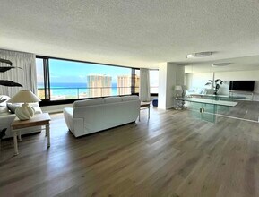 1910 Ala Moana Blvd, Unit 36B in Honolulu, HI - Building Photo - Building Photo