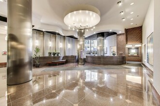 3660 N Lake Shore Dr in Chicago, IL - Building Photo - Building Photo