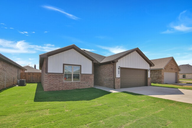 6923 17th St in Lubbock, TX - Building Photo - Building Photo