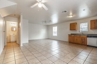 6707 Brothers Ln in San Antonio, TX - Building Photo - Building Photo