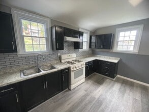 1044 Delaware Ave in Glassport, PA - Building Photo - Building Photo