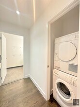 666 West End Ave in New York, NY - Building Photo - Building Photo