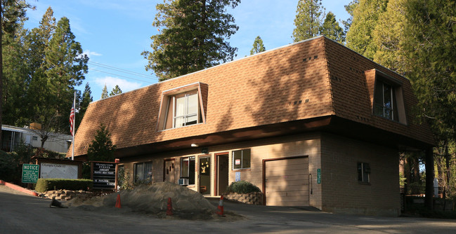 Olympia Glade Mobile Estates in Grass Valley, CA - Foto de edificio - Building Photo