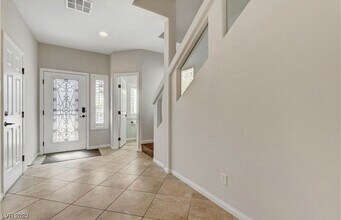 5956 Lambert Bridge Ave in Las Vegas, NV - Building Photo - Building Photo