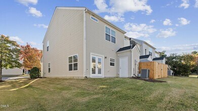 1304 Cozart St in Durham, NC - Foto de edificio - Building Photo