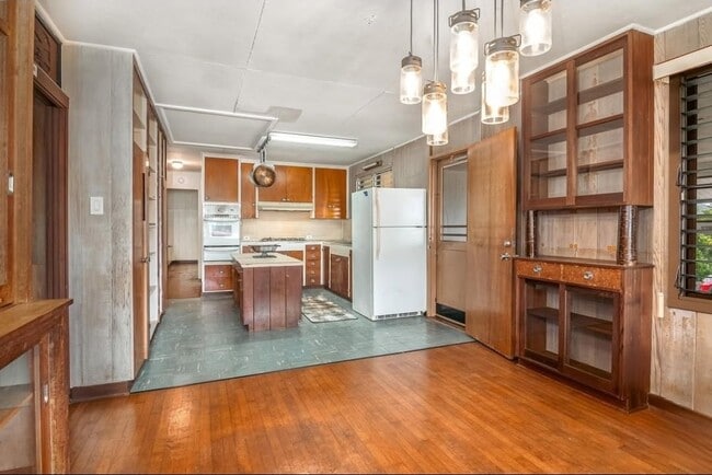property at 1777 Eames St