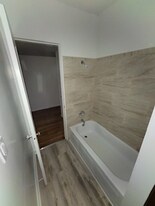 2234 E 70th St in Chicago, IL - Building Photo