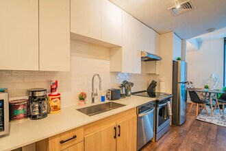 700 N 4th St in Phoenix, AZ - Building Photo - Building Photo