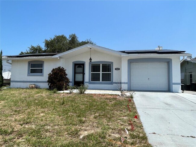 7621 Greybirch Terrace in Port Richey, FL - Building Photo - Building Photo