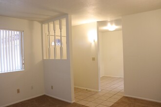 4207 Calle Barona in Sierra Vista, AZ - Foto de edificio - Building Photo