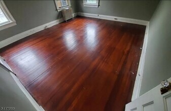 60 Mills St in Morristown, NJ - Building Photo - Building Photo