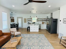 311 Church St in Schertz, TX - Building Photo