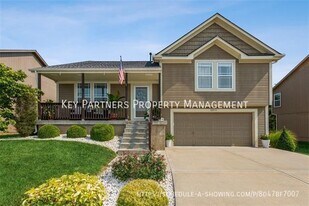 12551 S Belford St in Olathe, KS - Building Photo