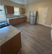 134 Lenox Ave, Unit 2nd Floor in Providence, RI - Foto de edificio - Building Photo