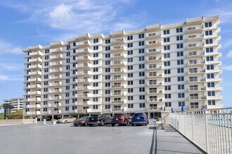 3215 S Ocean Blvd in Highland Beach, FL - Building Photo - Building Photo