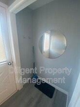 260 Lansdowne St W in Peterborough, ON - Building Photo - Building Photo