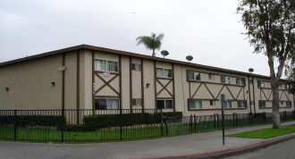 2070 S Mountain View Ave in Anaheim, CA - Building Photo - Building Photo