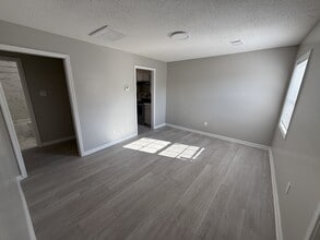 1157 N Belvedere Blvd in Memphis, TN - Building Photo - Building Photo