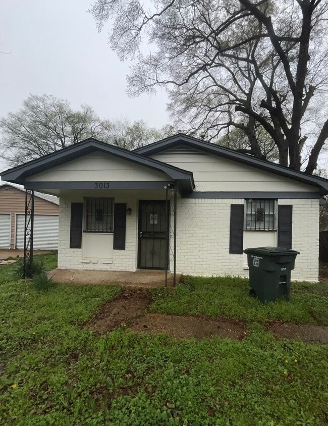 property at 3013 Morningside St