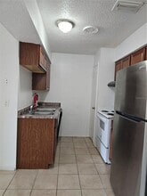 247 Thorntree Pl in Brandon, FL - Building Photo - Building Photo