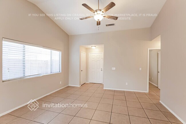10763 W Rio Vista Ln in Avondale, AZ - Building Photo - Building Photo