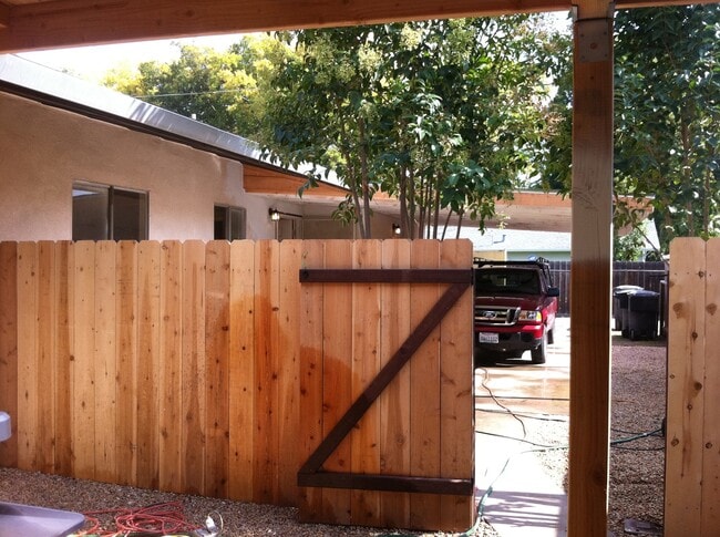1222-1224 Carver Rd in Modesto, CA - Building Photo - Building Photo