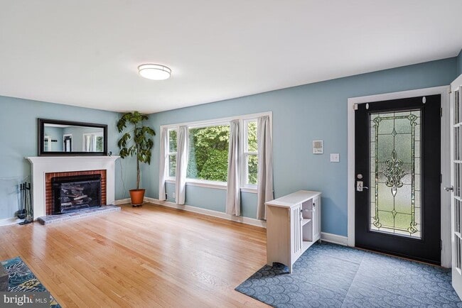 6513 Old Dominion Dr in McLean, VA - Building Photo - Building Photo