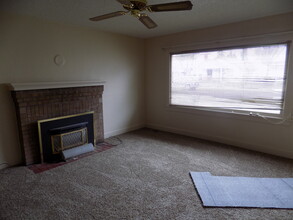 2024 Darrow Ave in Klamath Falls, OR - Building Photo - Building Photo