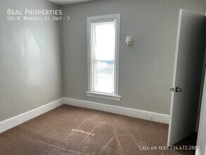 406 W Morrell St, Unit 3 in Jackson, MI - Building Photo - Building Photo