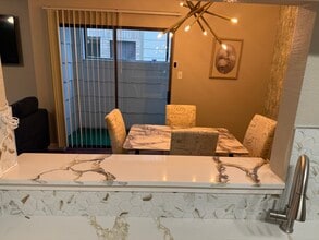 8299 Cambridge St in Houston, TX - Building Photo - Building Photo