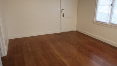 535 Yakima St, Unit B in Wenatchee, WA - Building Photo - Building Photo