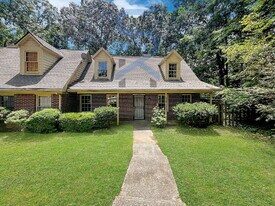 5343 Ridgemere Ct in Stone Mountain, GA - Building Photo